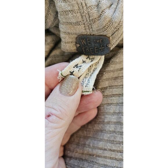 We The Free People Ribbed‎ Knit Split Back Exposed Seam Sweater Women Size M Tan - Picture 5 of 5